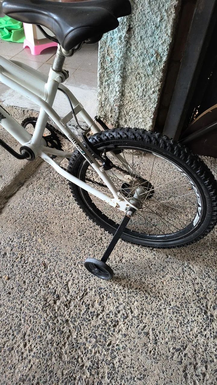 Bicicleta aro 20colli Cross usada boa  - Foto 3