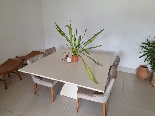 Mesa de jantar quadrada. - Foto 3