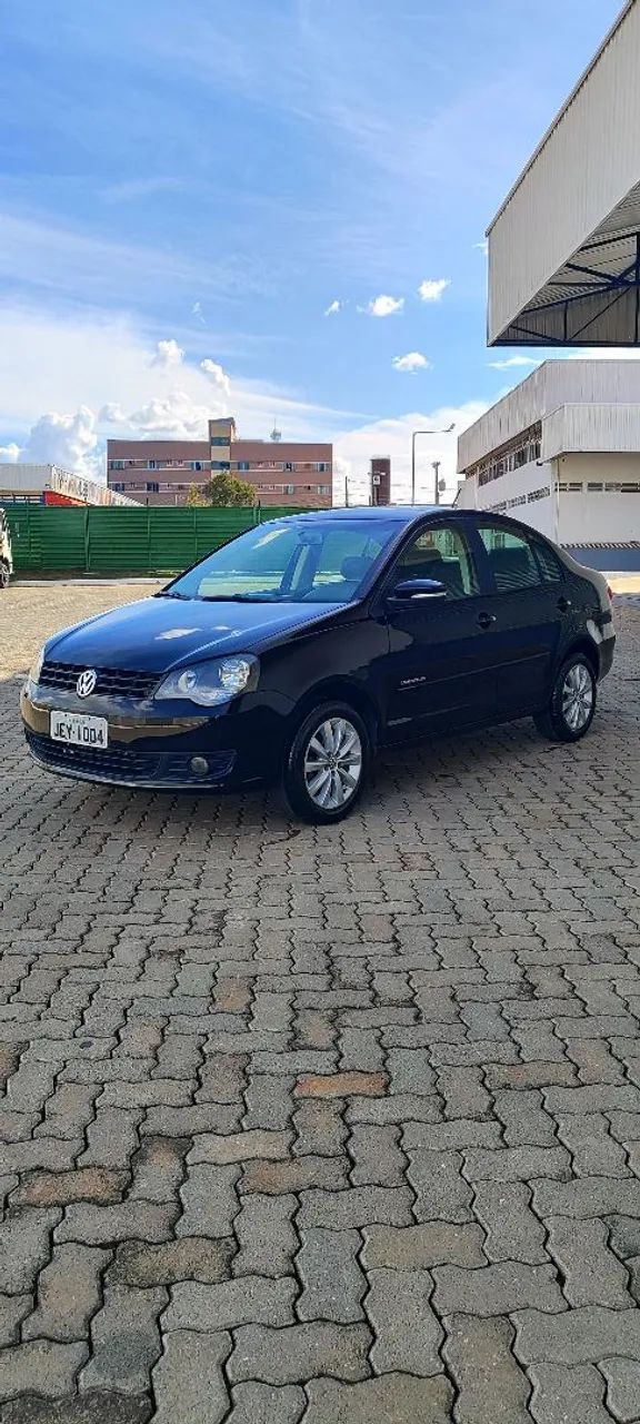 Volkswagen Polo Polo Sedan 1.6 Mi Total Flex 8V 4p 2013