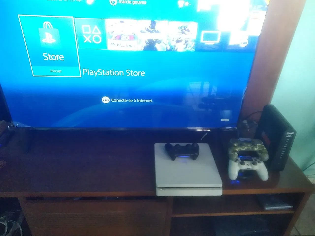 Ps4 Slim 1 Terá 3 Controles+
