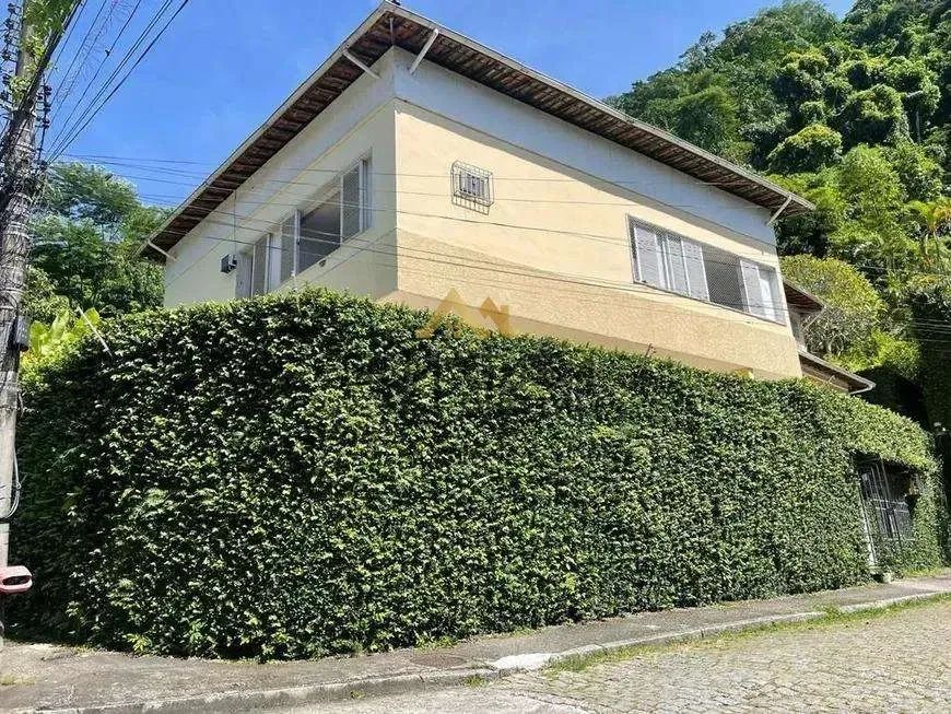 Cosme Velho | Casa 6 quartos, sendo 3 suites REF: IPCS3607
