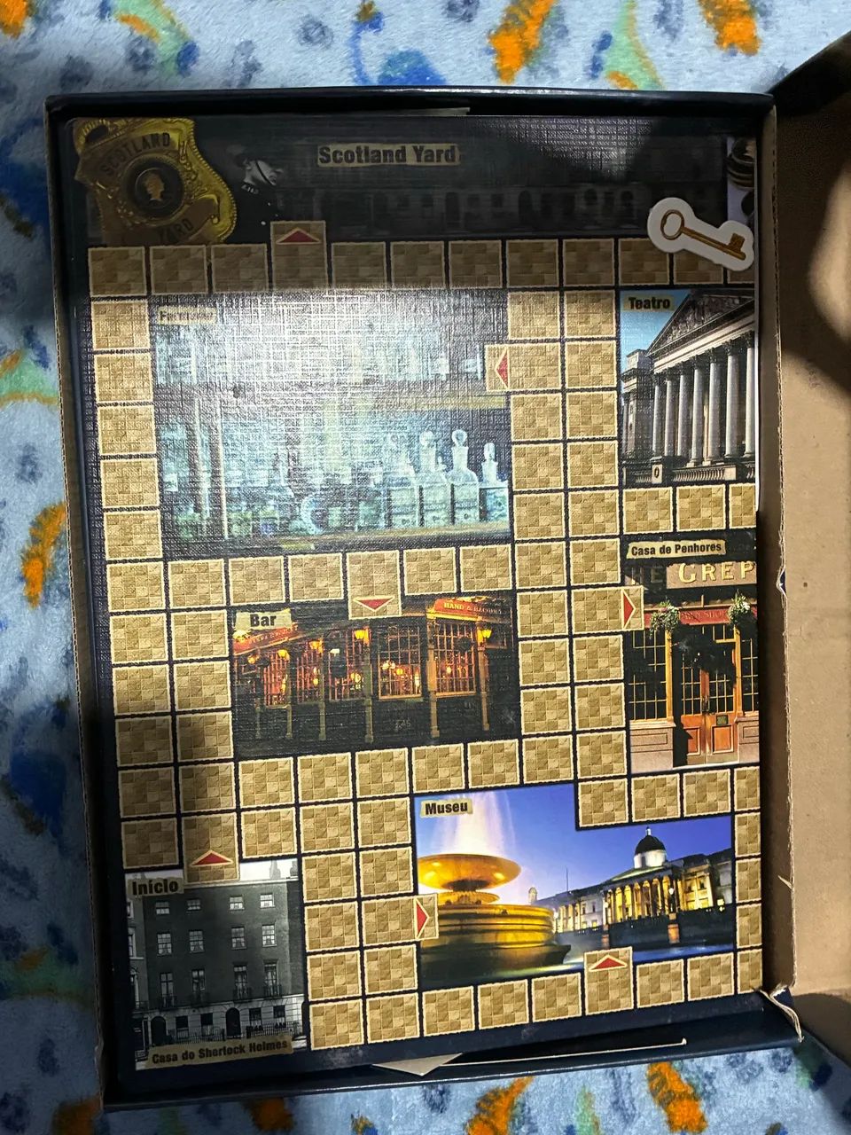 Vendo jogo de tabuleiro scotland yard - Foto 2
