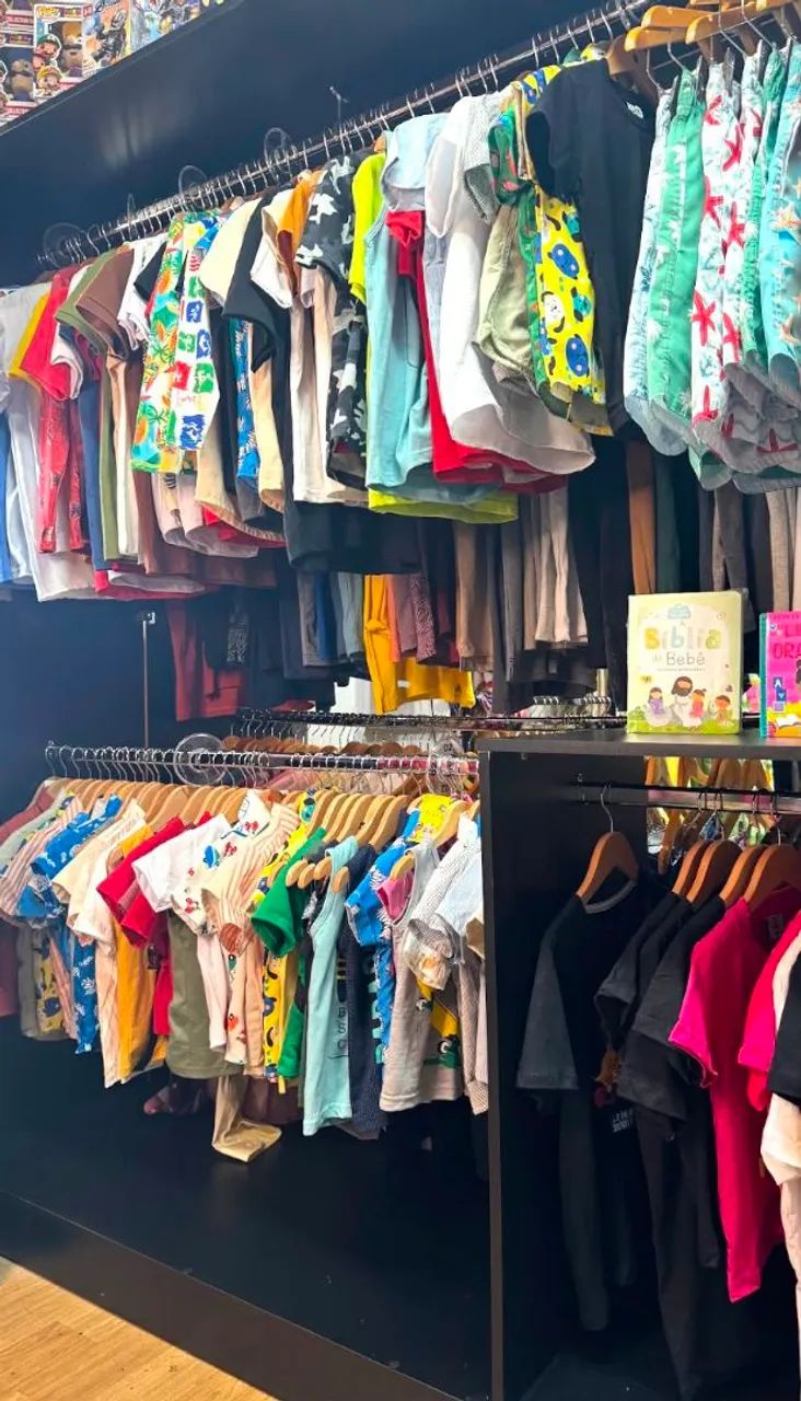 Vendo mobilia completa de loja de roupa infantil. - Foto 5