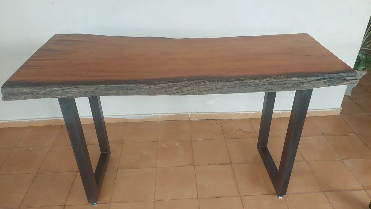 Mesa madeira maciça