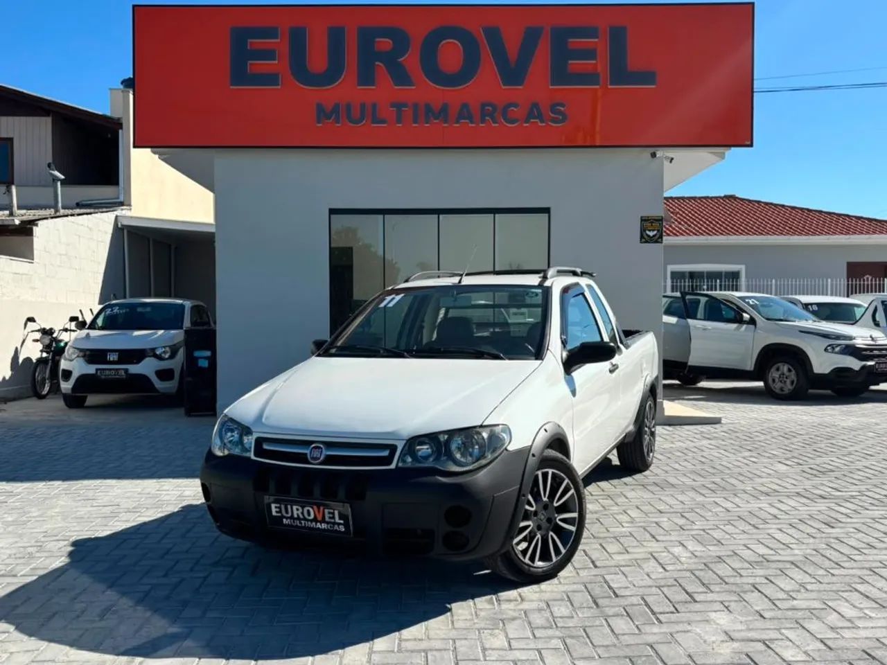 Fiat Strada 1.4 MPI Fire Flex 8V CE 2011