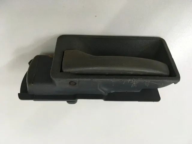 Maçaneta interna Cinza Original GM lado esquerdo para Monza, Kadett, C20 e D20. - Foto 4