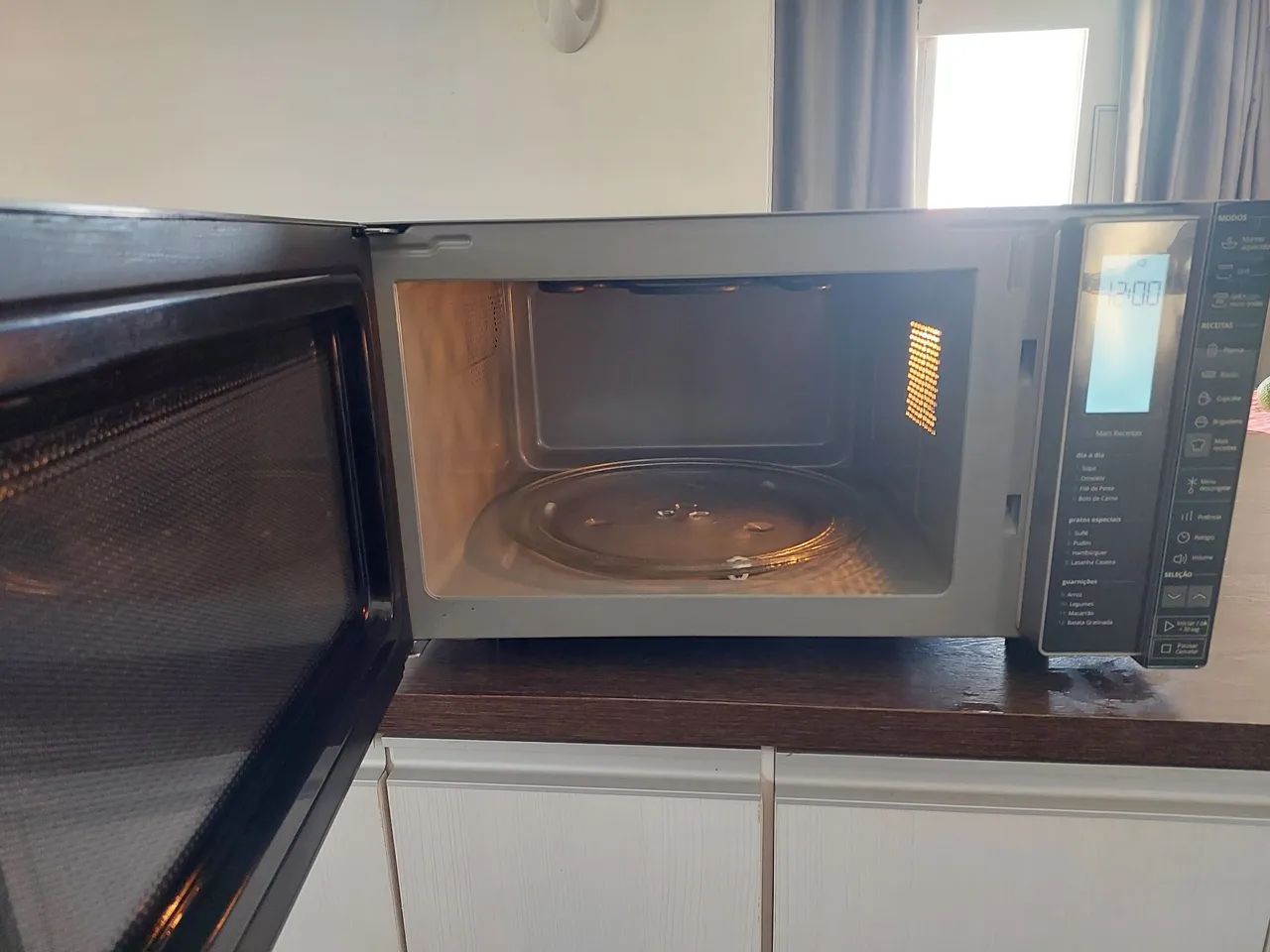 Vendo micro-ondas Brastemp 32 litros  - Foto 4