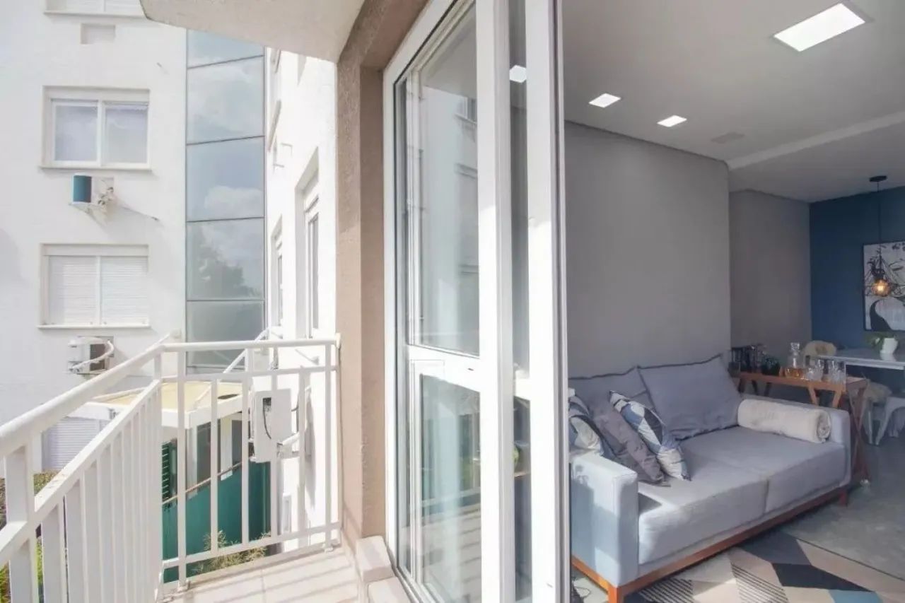 Apartamento semi mobiliado 2 dormitórios bairro Jardim Sabará - Foto 4