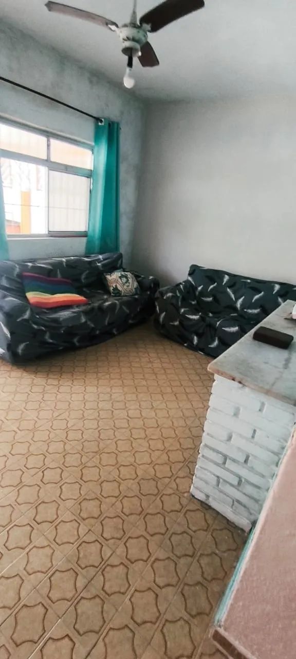CASA ALUGUEL 1 DORMITORIO, 1 VAGA, SOLEMAR - PRAIA GRANDE-SP - 50m da praia