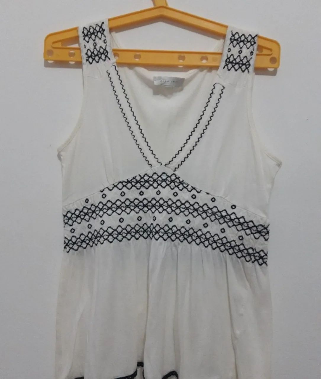 blusa Zara  algodão com bordado tamanho 38