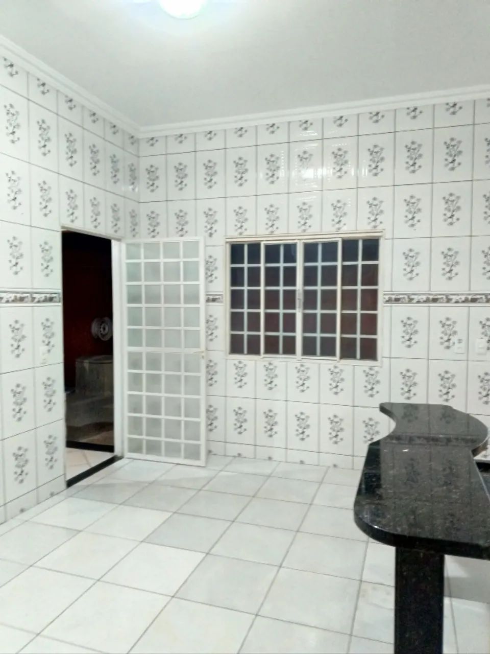 aluga se uma casa 