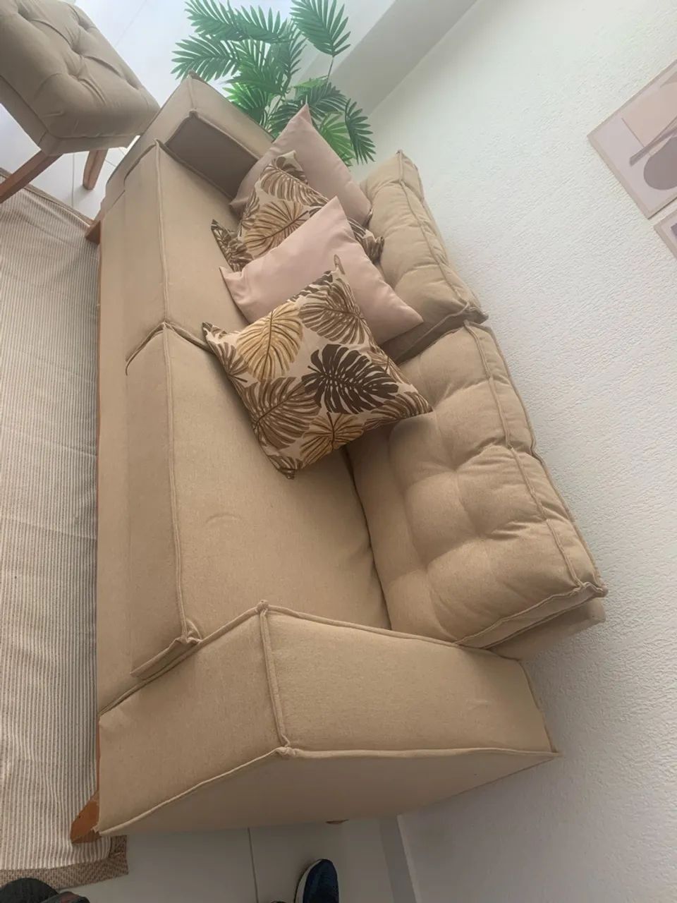 Sofá 1 mês de comprado , SEM USO acompanha duas poltronas  - Foto 3