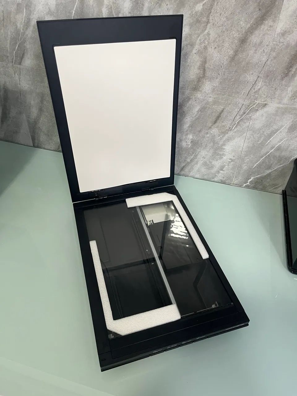 Scanner de mesa Canon Lide 300