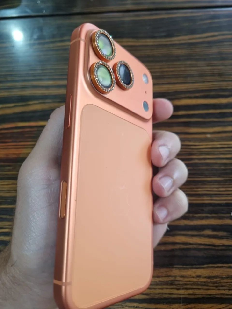 Vendo IPhone 17 pro na garantia  - Foto 2