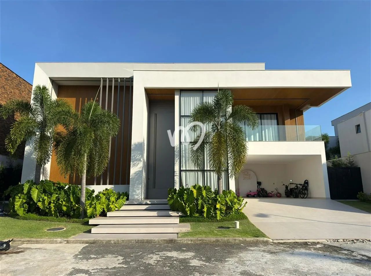 Casa Duplex para venda com 5 suítes - Villaggio Felicita - Barra da Tijuca - Valor sob con