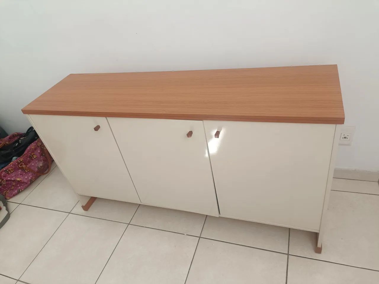 Mesa e armario de escritório - Foto 5