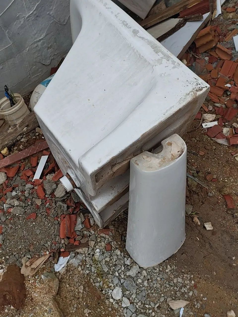 Tanque de louça com pé  - Foto 3