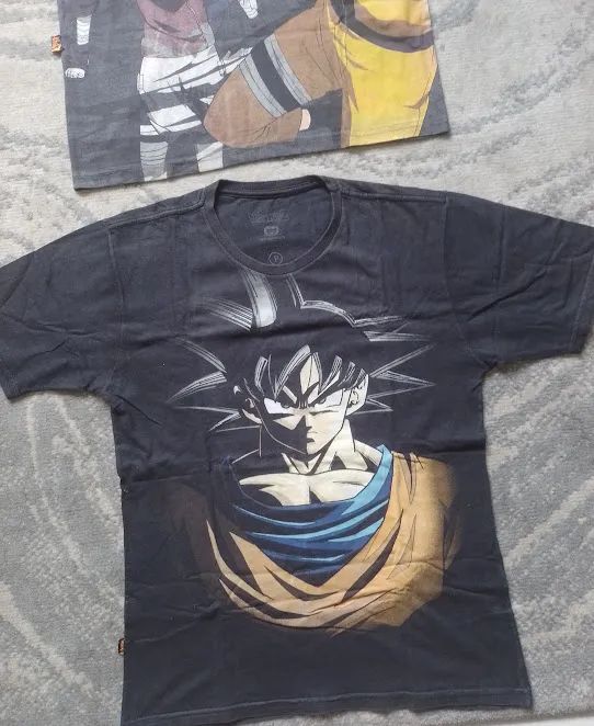 Kit 2 camisetas Naruto e Goku - Foto 2