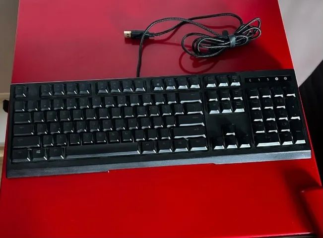 Teclado BlackWindow V4 Preto Razer