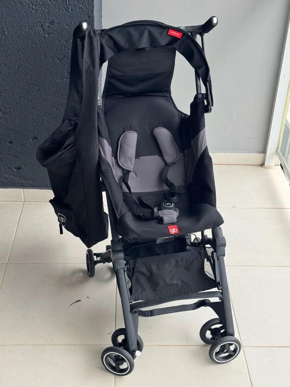 Carrinho De Bebê Gb Gold Pockit+ All-terrain Velvet Black ( compacto) - Foto 4
