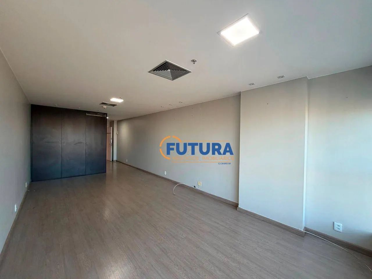 Sala 42M2, Ed. Le Quartier Asa Norte. - Foto 5