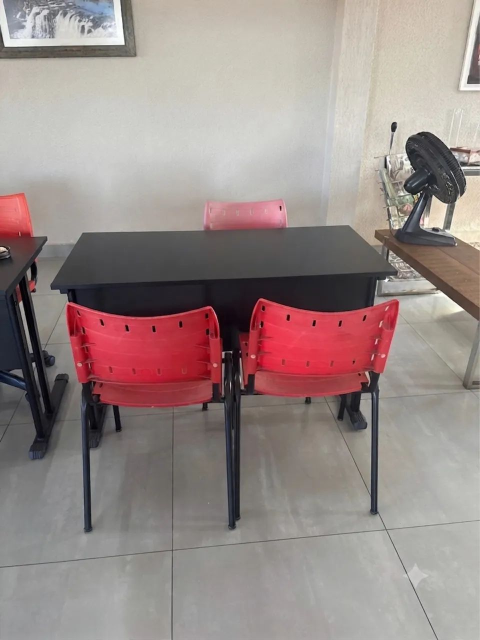 Mesa com cadeiras 
