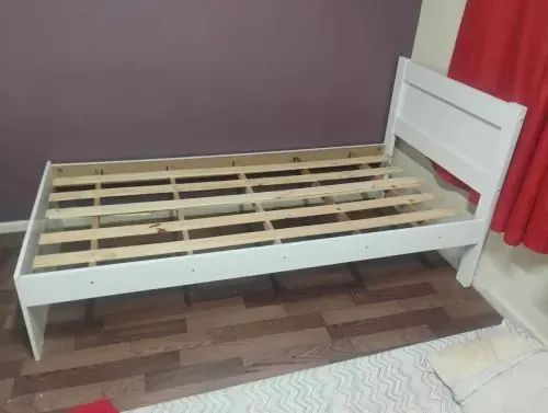 Cama de Solteiro Branca