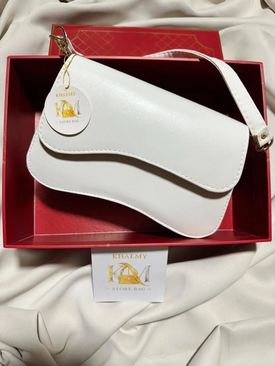 Bolsas disponíveis  - Foto 2