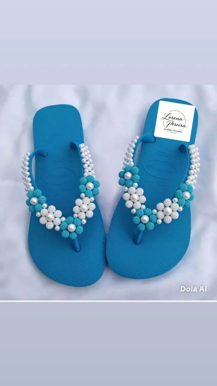 Sandália decorada com pérolas  - Foto 5