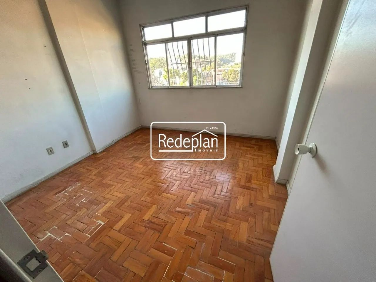 Apartamento de 3 Quartos no Centro de Barra Mansa