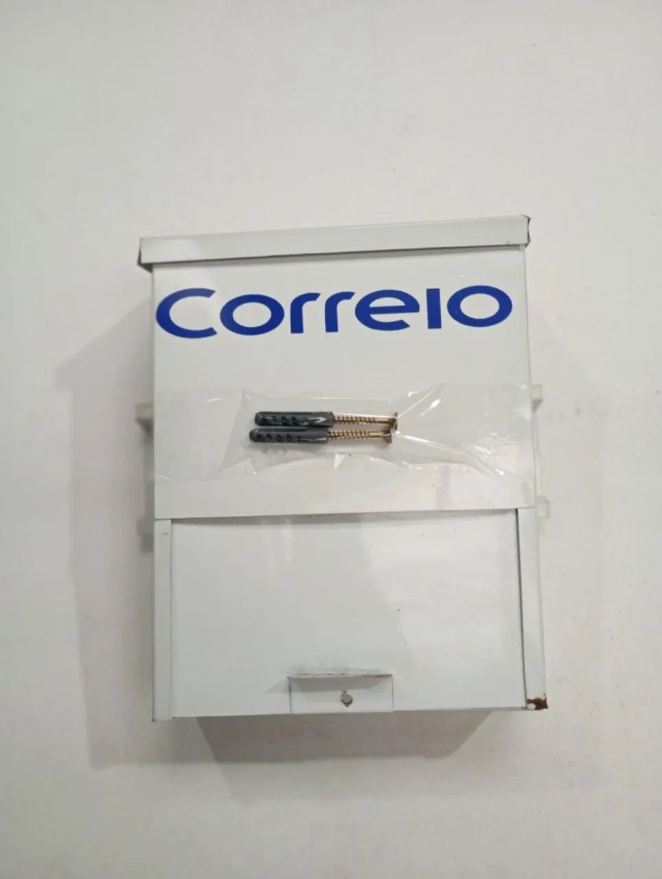 Caixa de Correio para Muro / Parede (Com Chave e Kit de Parafusos)