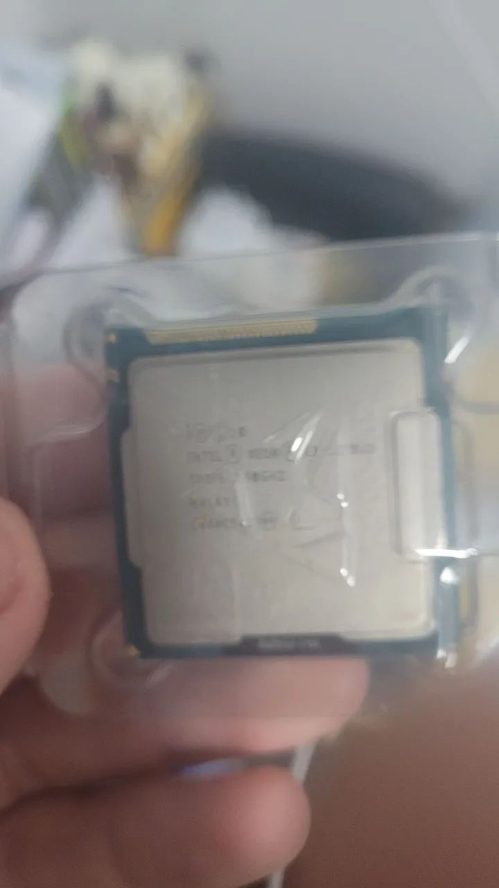 Chip Intel Xeon E3-1270V2 SROP6 3.5GHZ - novo - Foto 3