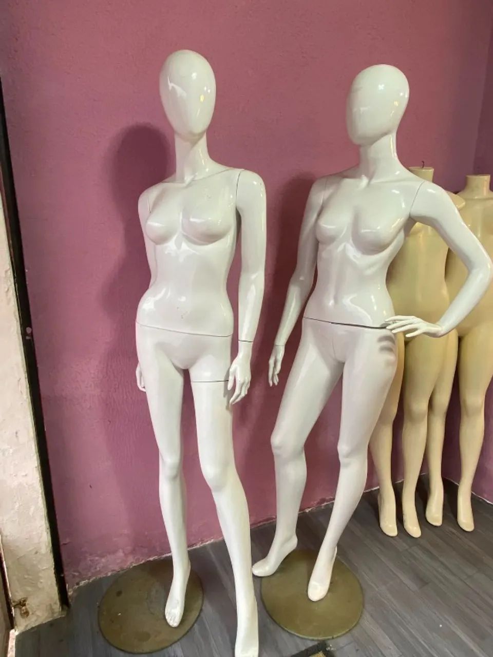 MANEQUINS FEMININOS DESMONTÁVEIS QUERIDINHA 