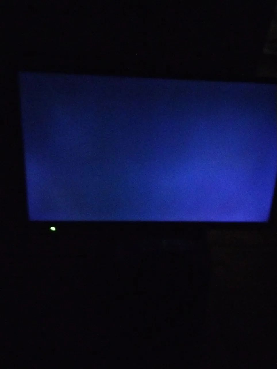TV Panasonic 32 polegadas com defeito sai a voz mas não aparece a imagem  - Foto 3