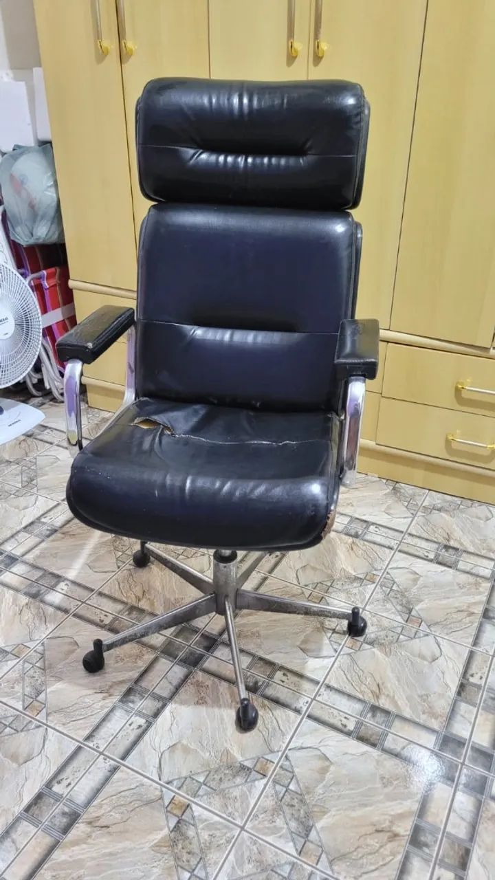 Cadeira Presidente Flexform Couro Legítimo - Peça Antiga Original