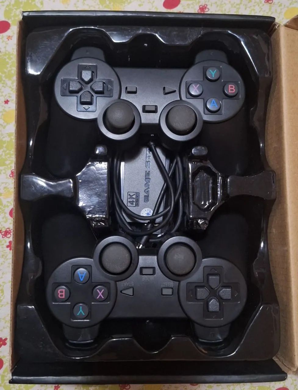 Retro game como dois controles sem fio - Foto 2