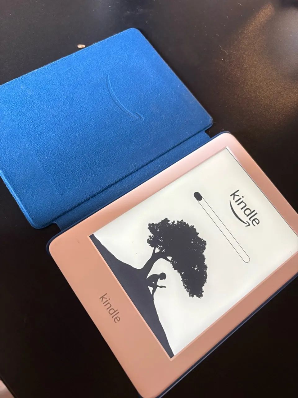 Kindle 10ª Geração Branco + Capa Azul | Tela 6?  - Foto 2
