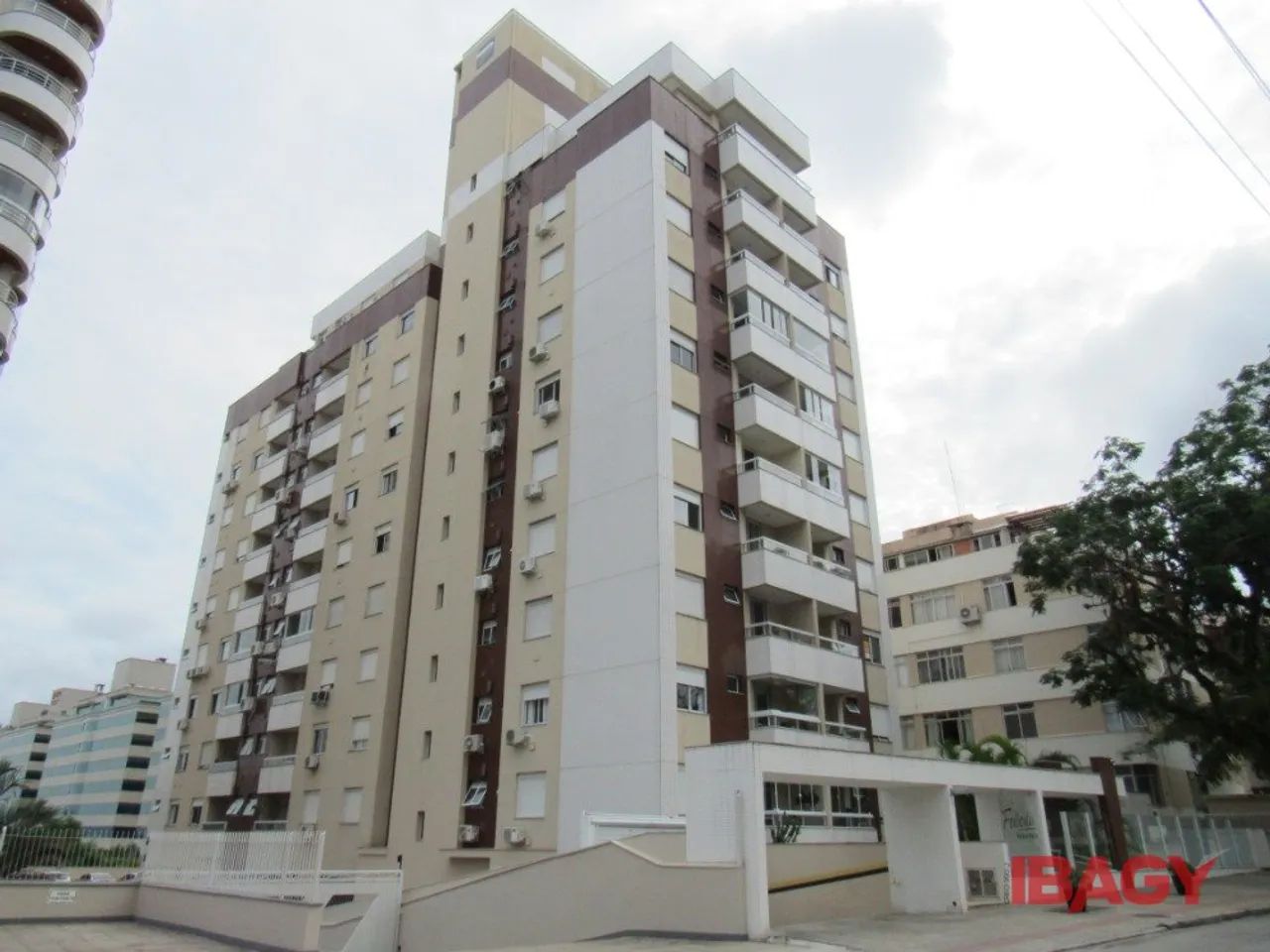 Excelente Apartamento 2 dormitório(s) em Agronômica - Florianópolis