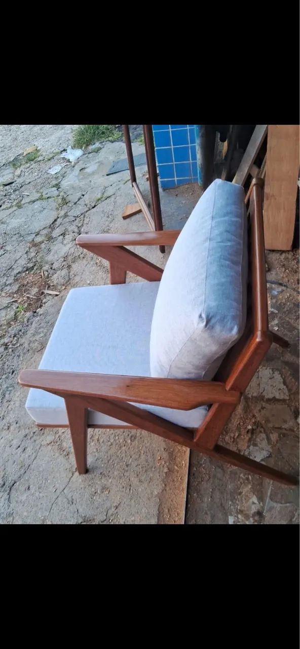 Vende-se DUAS poltronas sucupira vermelha  - Foto 3