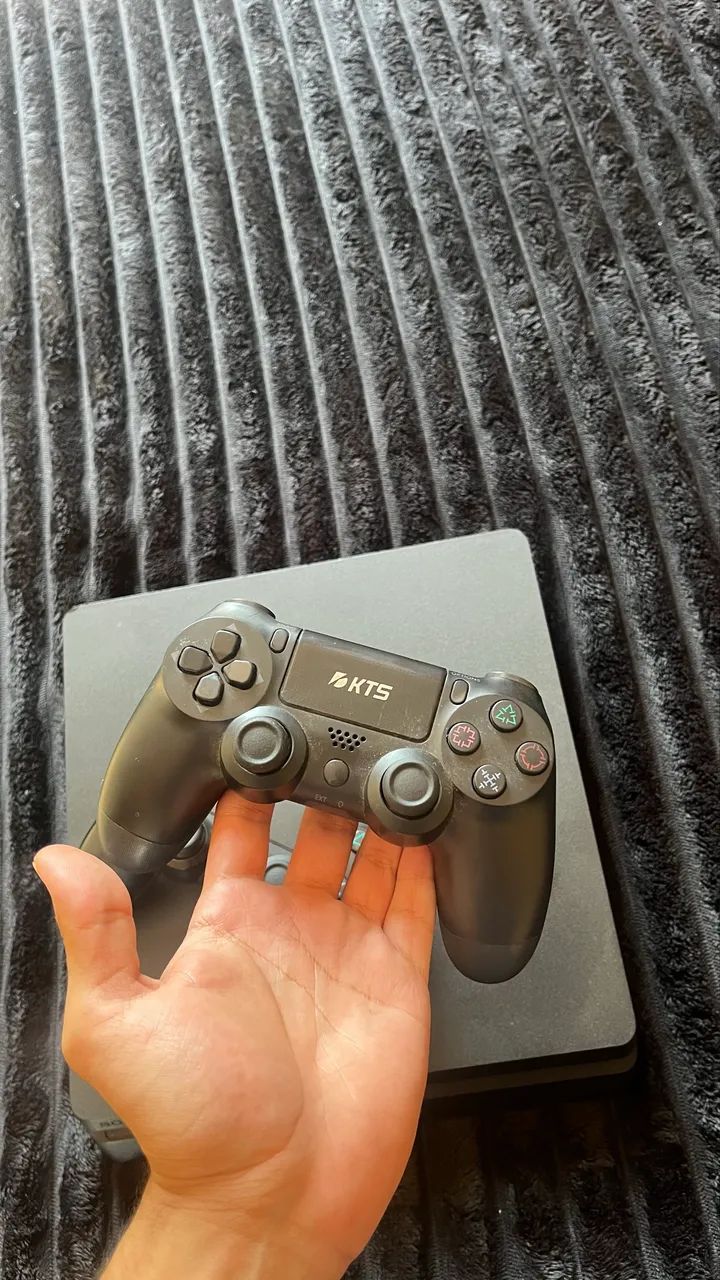 PlayStation 4 Slim - Foto 3