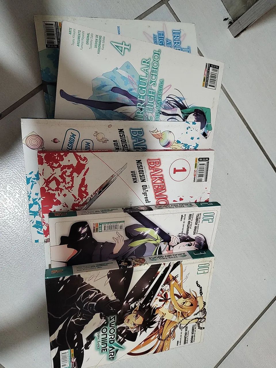 The Irregular Magic, vol 1 e 4, e SAO Fairy Dance 3 e 4, - Bakemonogatari 1 & 2  - Foto 2