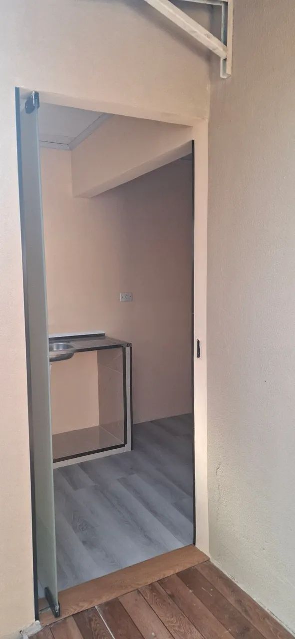 Kitnet na cidade jardim, para moças - Foto 3