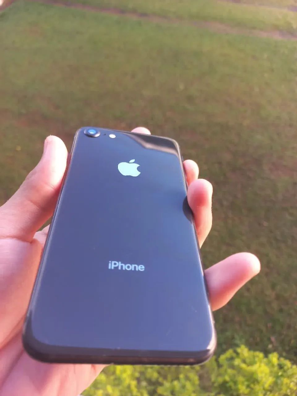 iPhone 8 64GB em bom estado - Funcionando perfeitamente