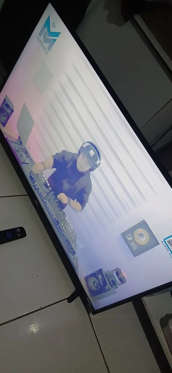 Vendo tv smart 43 AOC entrego  - Foto 2