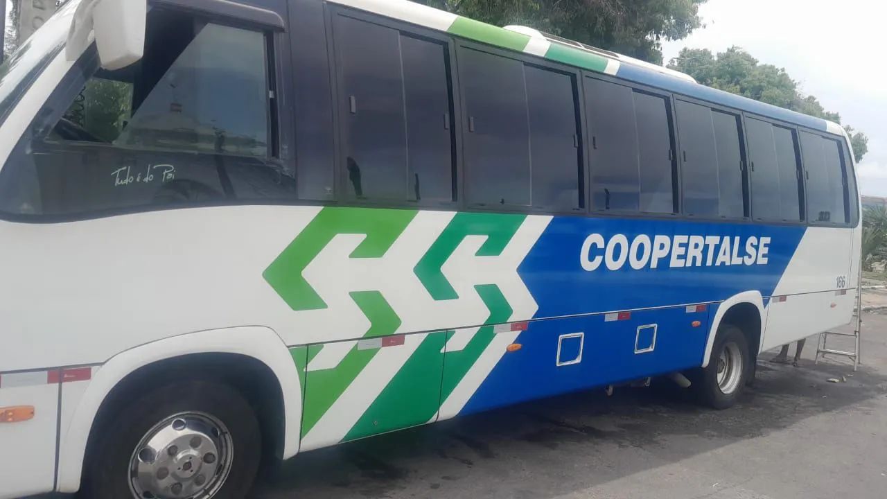 Micro ônibus bem conservado *19 - Foto 6