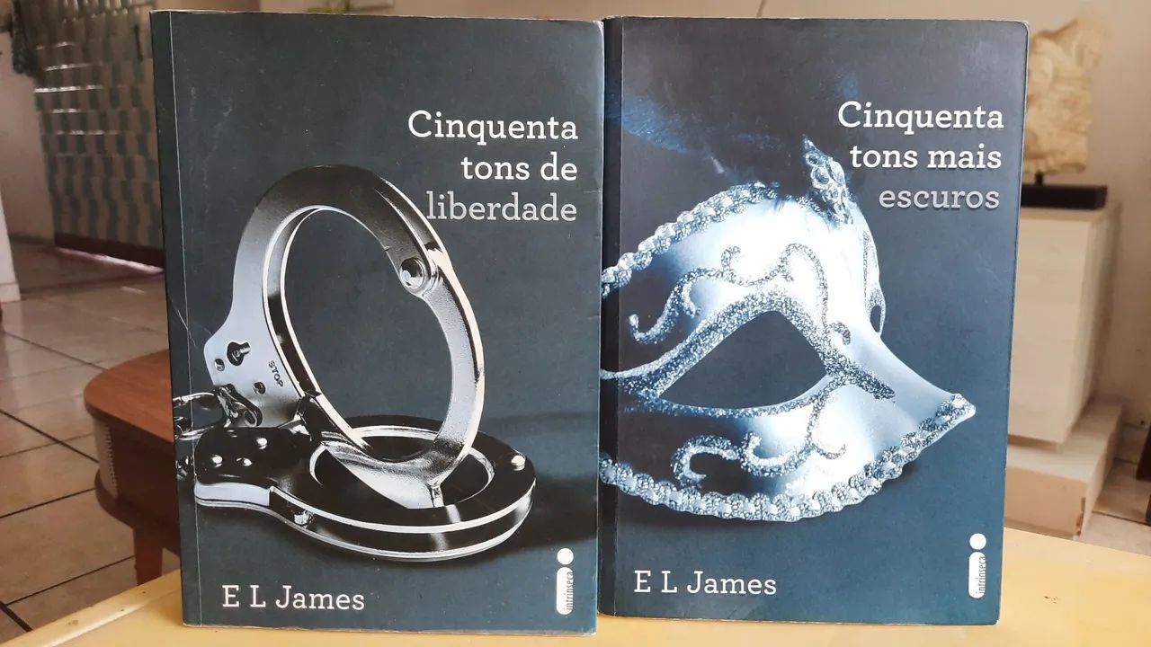 Cinquenta tons de liberdade e cinquenta tons mais escuros