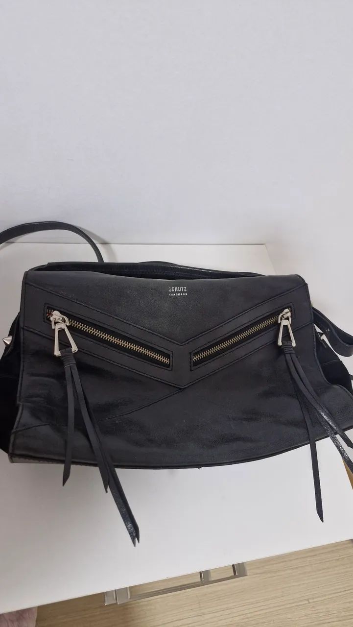 Bolsa preta Schutz Suri 