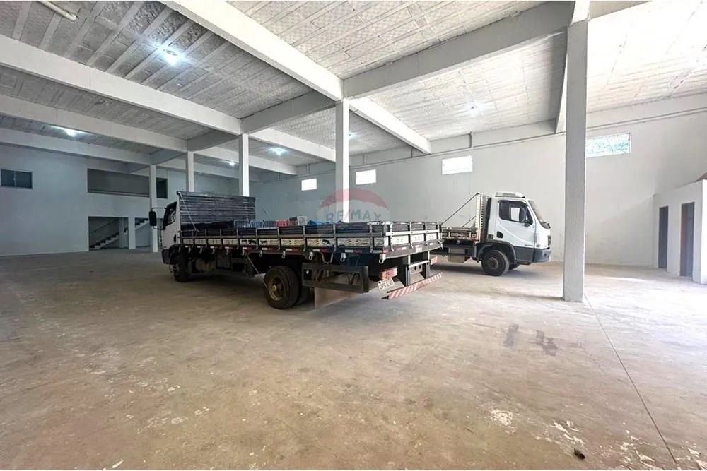 Galpão comercial com 600m² com 6 m² de altura Morada dos Pássaros - Foto 4