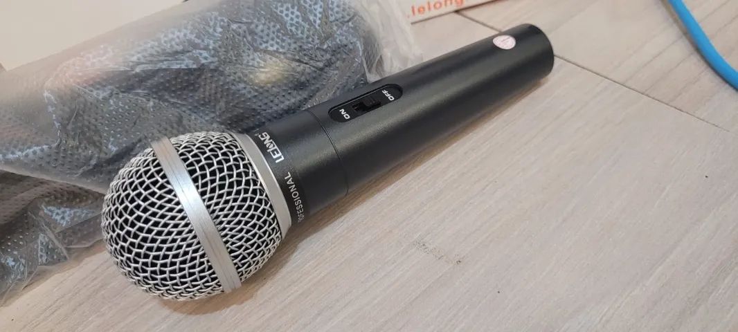 Microfone com fio Lelong LE-903 5m - Foto 5
