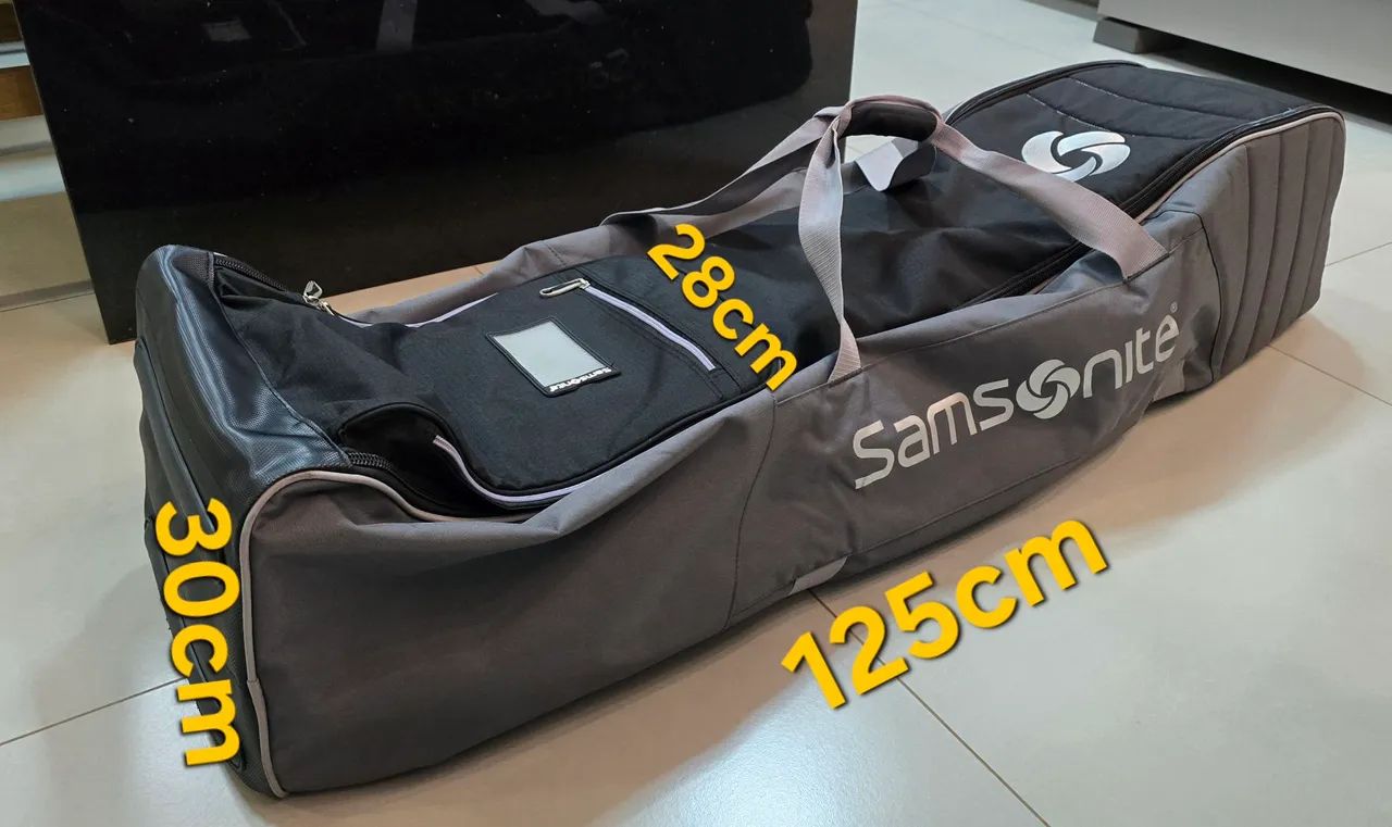 Mala Sansonite para tacos de golfe